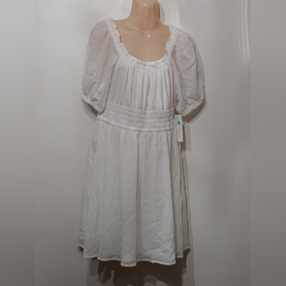 Nine Britton Lana Puff Sleeve Crepé Dress White.